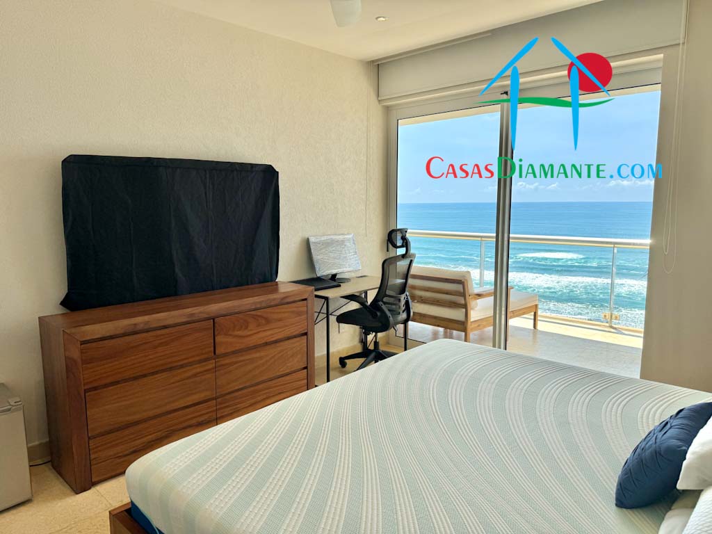 Playamar Tres Cantos T5 1001 - Recámara principal 3